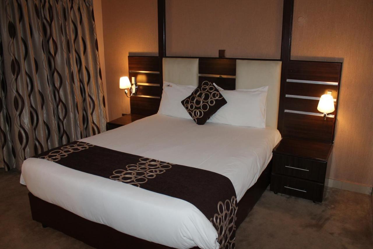 Airport Landing Hotel Nairobi Zewnętrze zdjęcie